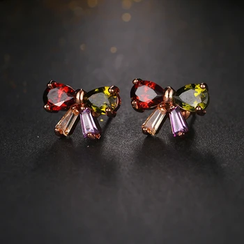 Rongyawei Populárne, Teraz Roztomilý Kvet Vyhlásenie Stud Náušnice pre Ženy Multi Crystal Drahokamu Rose Gold Color Príslušenstvo Šperky