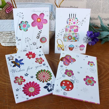 Roztomilý kreslený kvetinový dizajn pozvánky DIY narodeniny ďakujeme, že ste vyprázdnené správu karty