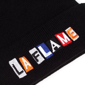 TUNICA 2017 new black LAFLAME výšivky klobúk žena Skullies farbou žena Douban hip hop klobúk Čiapky, teplé pletené klobúk
