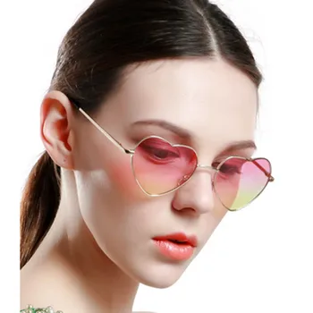 V Tvare srdca slnečné Okuliare ŽENY kovové Reflexné LENES Módne slnečné OKULIARE MUŽOV Zrkadlo oculos de sol Dizajn Značky Vintage
