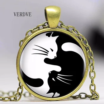 VERDVE Nový Vintage Dve Mačky Náhrdelník Sklenený Prívesok Yin Yang Dôsledok Dlhý Náhrdelník Vyhlásenie Náhrdelník pre Ženy Muži Móda
