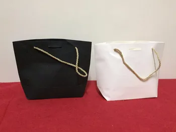 Veľkoobchod 100KS/VEĽA Prispôsobené LOGO Loď-typ Papierové Darčekové tašky S Gold Ribbon Bowknot Biela, Čierna, Ružová Darčekové Balenie