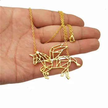 Veľkoobchod hot predaj módnych Lietajúci Jednorožec náhrdelník Ženy Zvierat Geometrické Jednorožec náhrdelník Šperky darček zlato strieborná farba