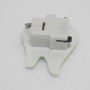 Zubné simle Odznak Zubné kliniky darček Zub Typ, Tvar, Svetlo Brošňa Odznak Zubár pracovnej hygieny Pin Príslušenstvo Ozdobu