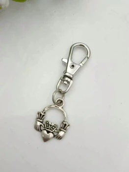 Írsky Claddagh-Keychain-Módne šperky z Tibetského striebra kúzlo prívesok prívesok na krúžok Keychain Darčeky Fit kľúčenky C Z63