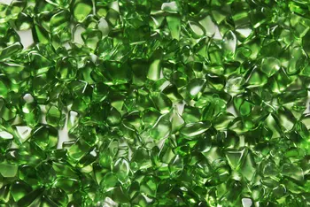 Čínsky Liuli Green Crystal Glass - Leštený Čipy -1000grams PEKNÉ!!